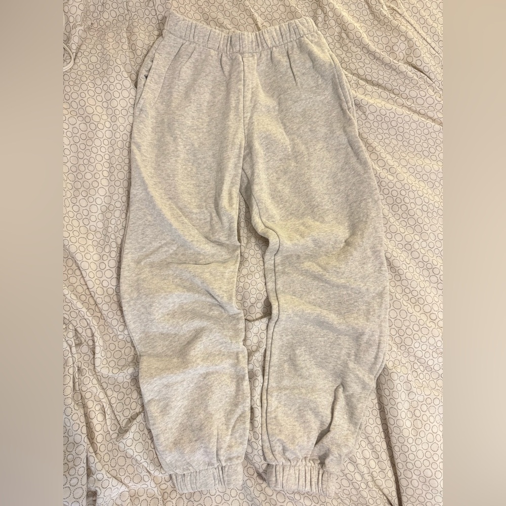 Brandy Melville Grey Sweatpants